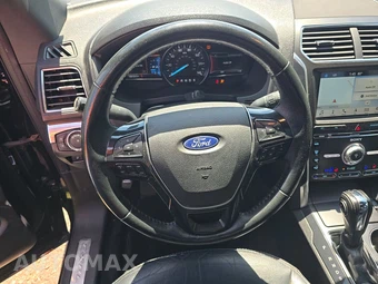 2018 Ford Explorer Limited - miniatura 10