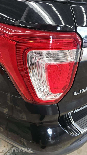 2018 Ford Explorer Limited - miniatura 21