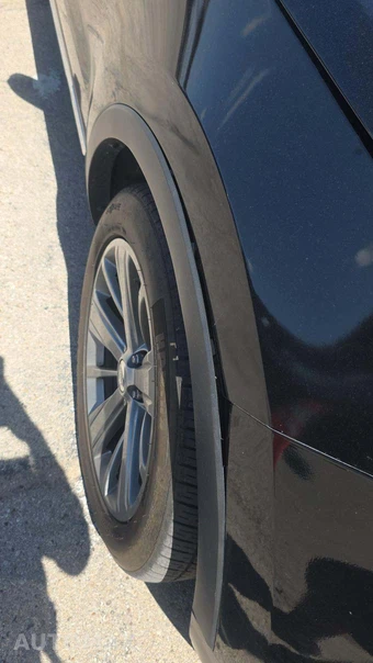 2018 Ford Explorer Limited - miniatura 22