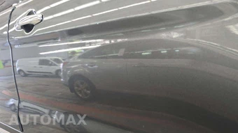 2018 Ford Explorer Limited – miniatura 38