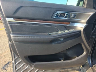 2018 Ford Explorer Limited – miniatura 9