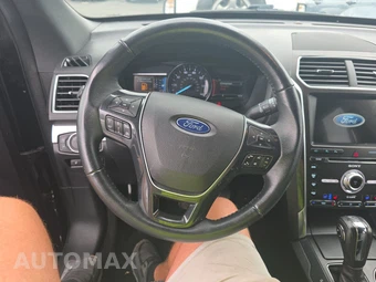 2018 Ford Explorer Limited – miniatura 10