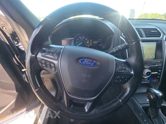 2018 Ford Explorer Limited – miniatura 10