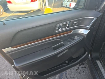 2018 Ford Explorer Limited - miniatura 14