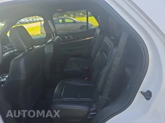 2018 Ford Explorer Platinum - miniatura 16