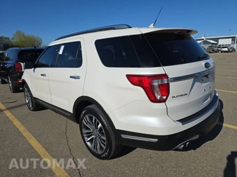 2018 Ford Explorer Platinum - miniatura 6