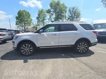 2018 Ford Explorer Platinum - miniatura 3