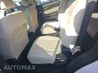 2018 Ford Explorer Platinum - miniatura 13