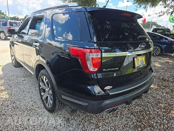 2018 Ford Explorer Platinum - miniatura 2