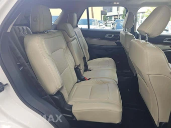 2018 Ford Explorer Platinum – miniatura 14