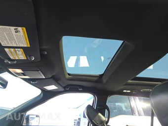 2018 Ford Explorer Platinum - miniatura 18