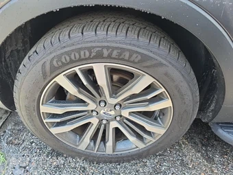2018 Ford Explorer Platinum - miniatura 8