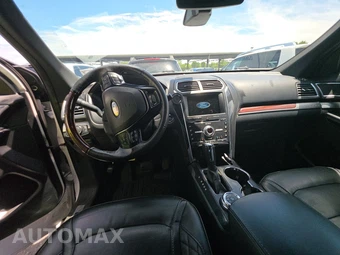 2018 Ford Explorer Platinum - miniatura 11