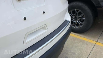 2018 Ford Explorer Platinum - miniatura 29