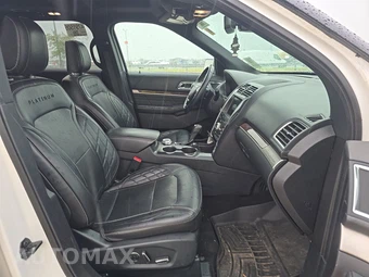 2018 Ford Explorer Platinum - miniatura 8