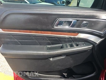 2018 Ford Explorer Platinum – miniatura 9