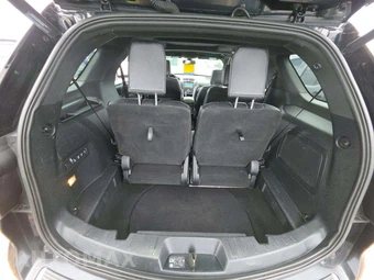 2018 Ford Explorer Platinum - miniatura 15
