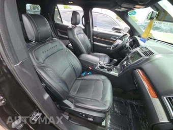 2018 Ford Explorer Platinum - miniatura 19