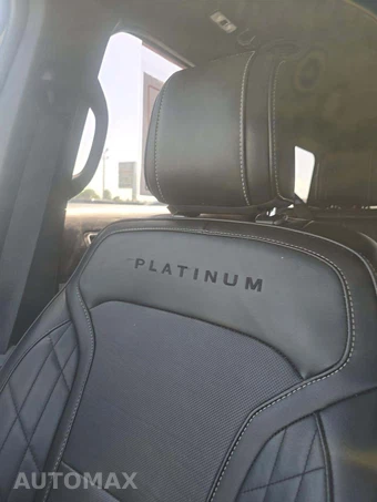 2018 Ford Explorer Platinum - miniatura 26