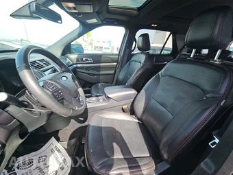 2018 Ford Explorer Sport – miniatura 7