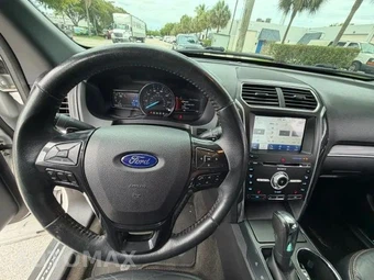 2018 Ford Explorer Sport - miniatura 14