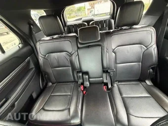 2018 Ford Explorer Sport - miniatura 17