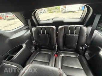 2018 Ford Explorer Sport - miniatura 19