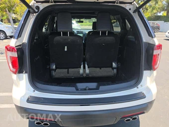 2018 Ford Explorer Sport - miniatura 12