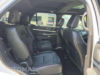 2018 Ford Explorer Sport - miniatura 14