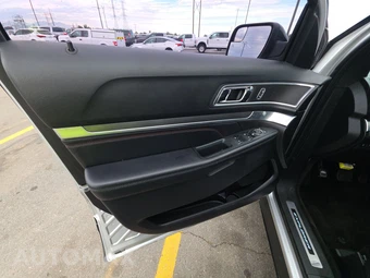 2018 Ford Explorer Sport – miniatura 9