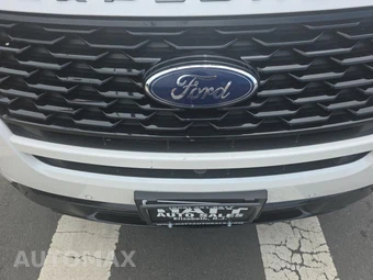 2018 Ford Explorer Sport - miniatura 25