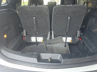 2018 Ford Explorer XLT - miniatura 16