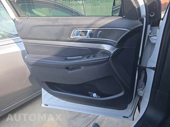 2018 Ford Explorer XLT - miniatura 9