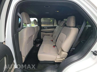 2018 Ford Explorer XLT - miniatura 13