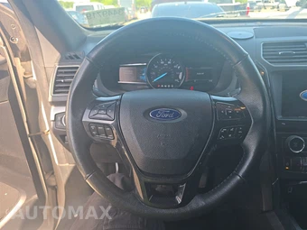 2018 Ford Explorer XLT - miniatura 10