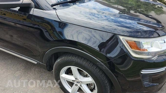 2018 Ford Explorer XLT – miniatura 31