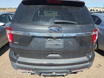 2018 Ford Explorer XLT – miniatura 17