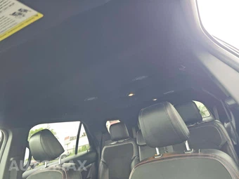 2018 Ford Explorer XLT – miniatura 11