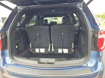 2018 Ford Explorer XLT – miniatura 15