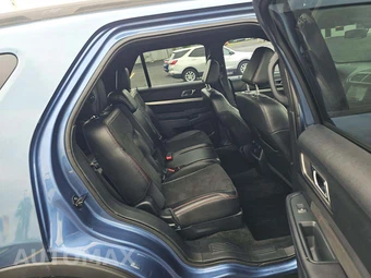 2018 Ford Explorer XLT – miniatura 17