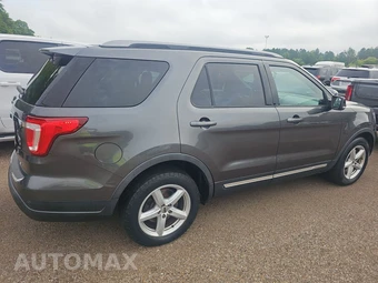 2018 Ford Explorer XLT - miniatura 4