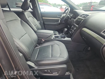 2018 Ford Explorer XLT - miniatura 8