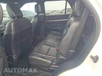 2018 Ford Explorer XLT – miniatura 13