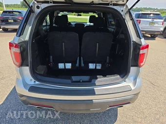 2018 Ford Explorer XLT – miniatura 12