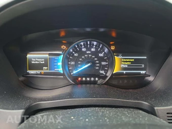 2018 Ford Explorer XLT - miniatura 9