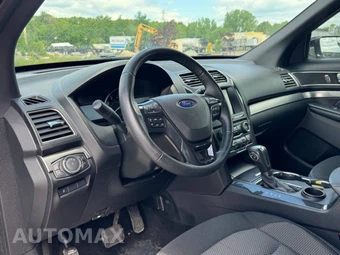 2018 Ford Explorer XLT - miniatura 10