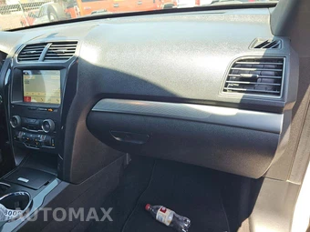 2018 Ford Explorer XLT – miniatura 17