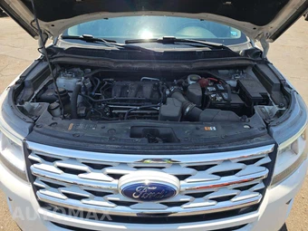 2018 Ford Explorer XLT – miniatura 31