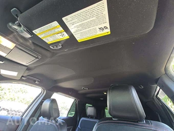2018 Ford Explorer XLT – miniatura 11