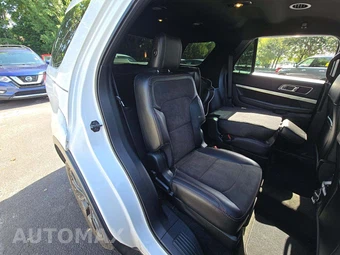 2018 Ford Explorer XLT – miniatura 17